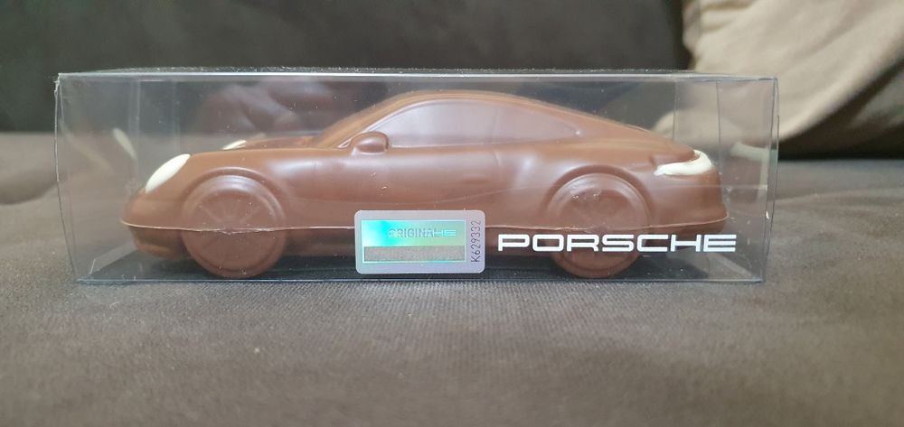 Порше шоколадово