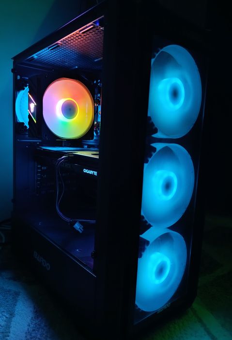 Gaming PC  i5 12400f, rtx4060, 16gb ddr4, 512gb ssd.