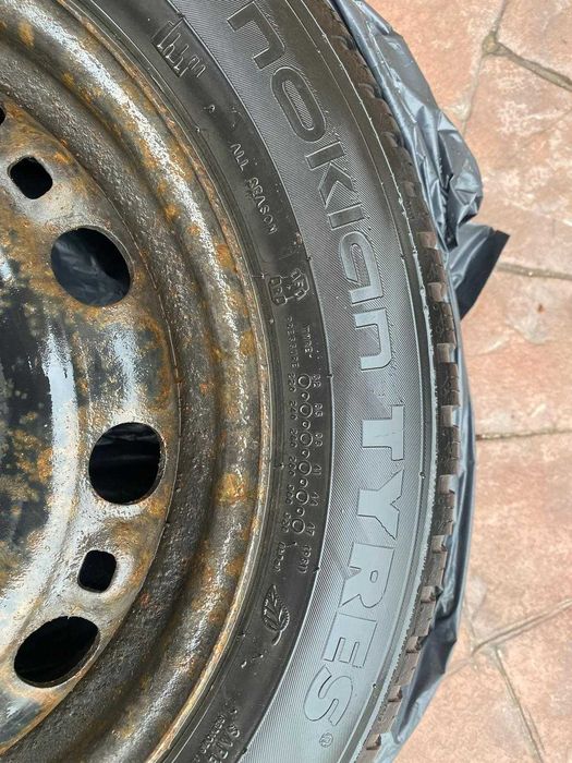 Cauciucuri de iarna NOKIAN SEASONPROOF 195/55/15 + jante de otel-2 buc