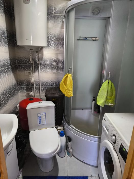 Продам дом. По кр.яр дачи.