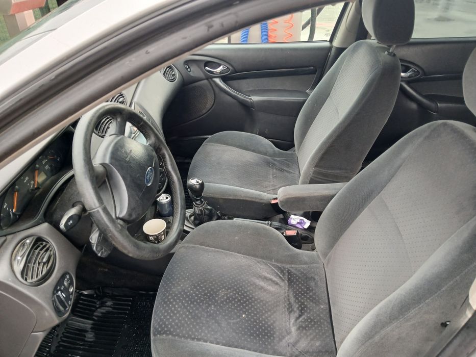 Ford Focus 2005 – 1.8 Diesel 
Preț: 850 €

Locație: Alba Iulia

Înmatr