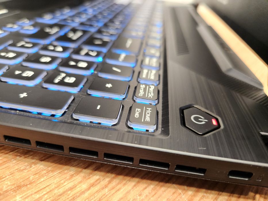 Hope Amanet P11-Asus TUF A15/ Ryzen 5-7th/ RTX 3050/Fullbox/Ca nou