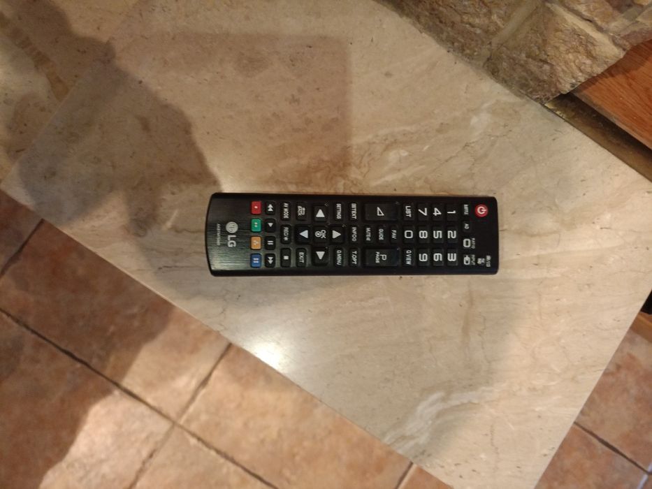 Телевизор LG 32 от Швейцария