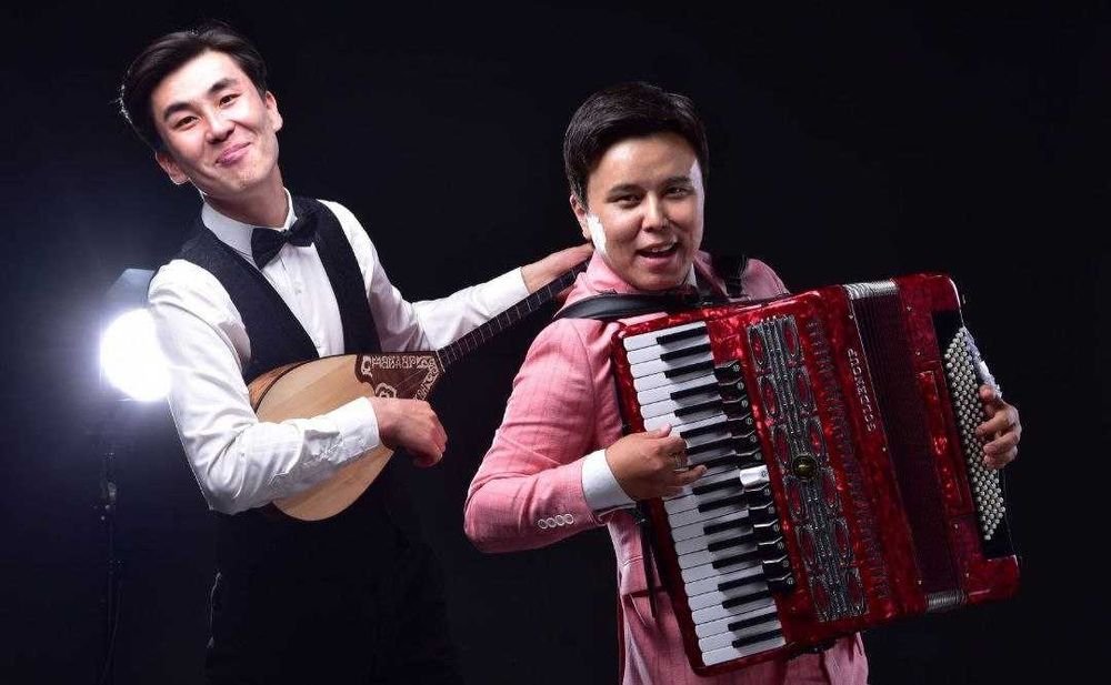 Тамада Асаба баян домбыра