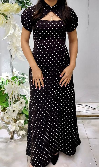 Продам платья 10.000