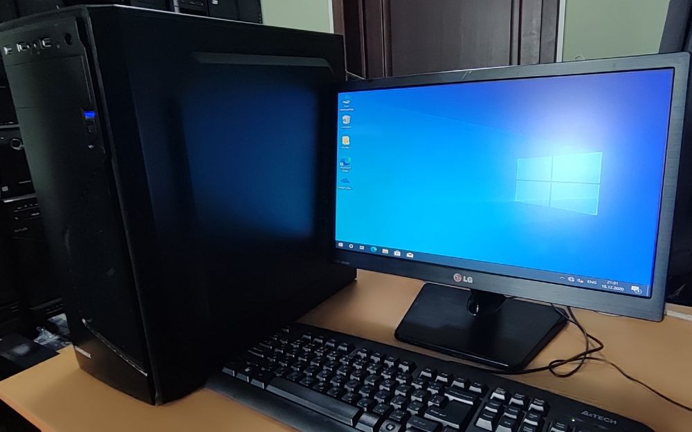 Компьютер Core i7/8GB/SSD + монитор