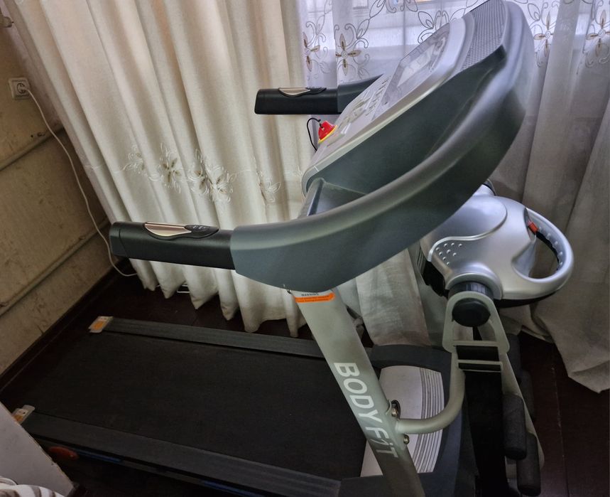 Беговая дорожка с массажером