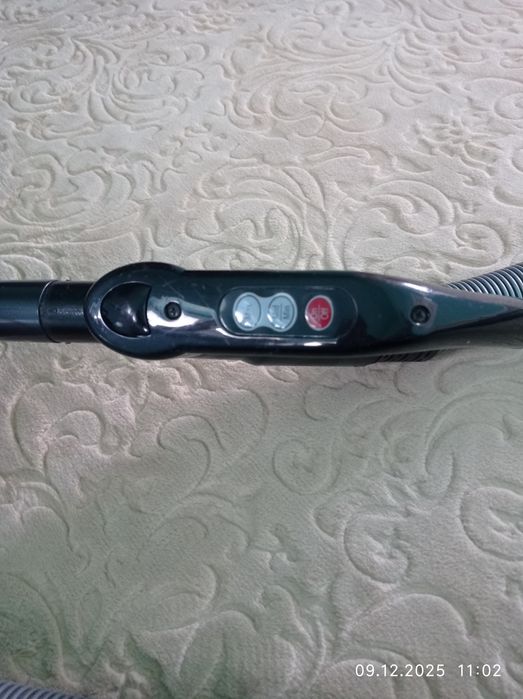 Продается пылесос Самсунг в отличном состоянии