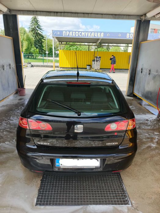Автомобил Сеат ибиза