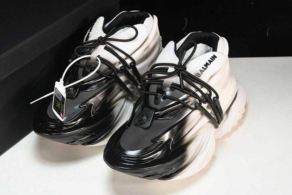 НАЛИЧНИ Balmain Unicorn 44 номер