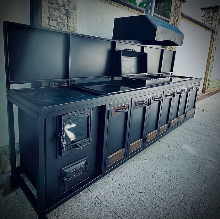 Grătar multifuncțional din metal