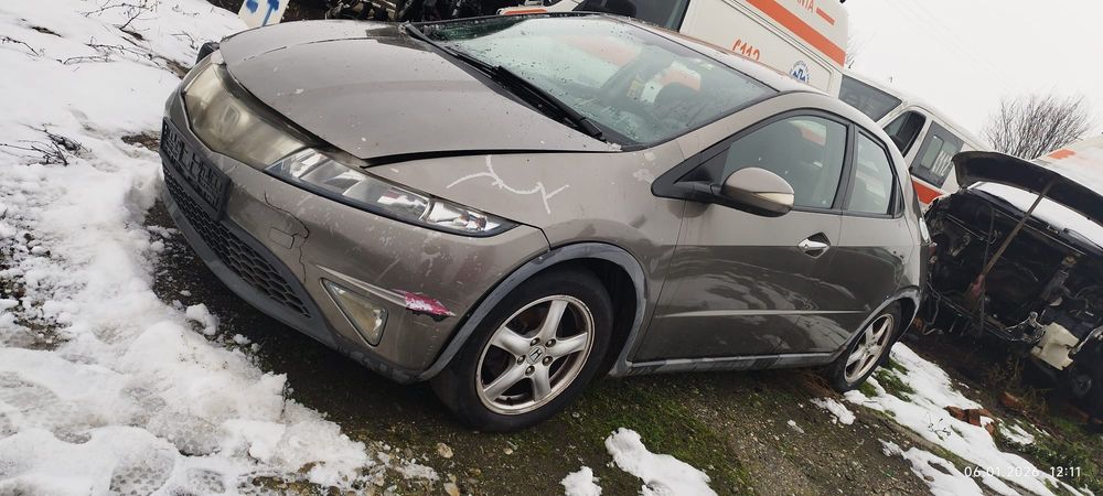 Dezmembrez Honda Civic 5DR 2006 2.2 MOTORINA!