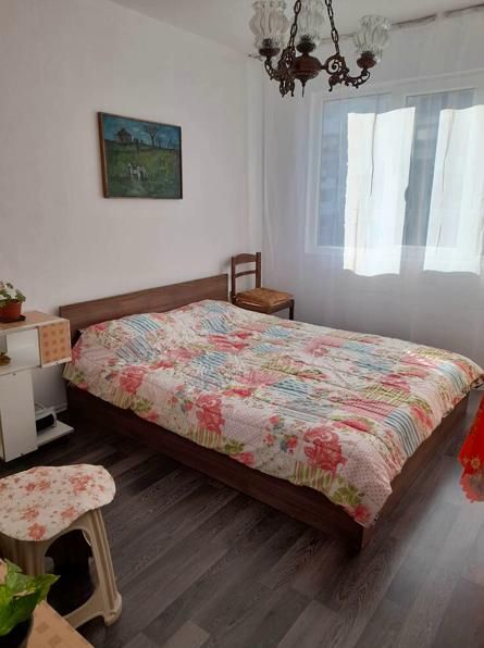 Дава се под наем Тристаен апартамент в София, Надежда 3 - 65 кв.м за 400 € - Снимка #2