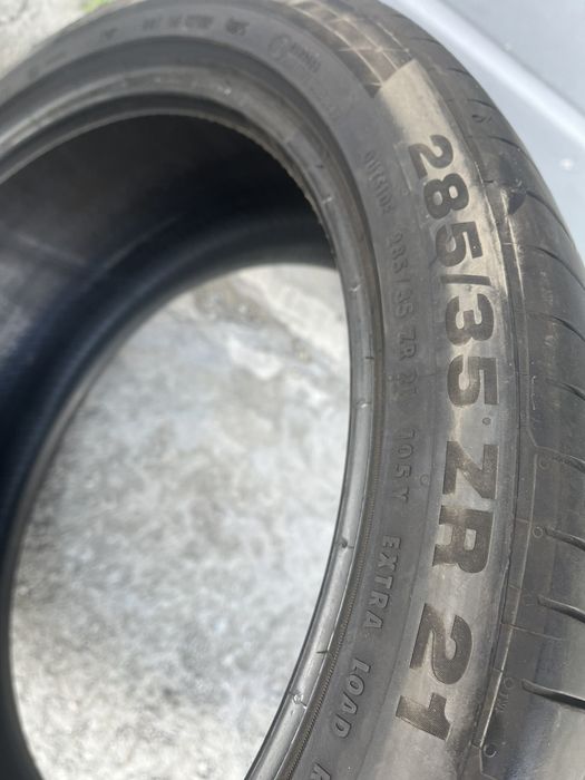 285/35r21 Continental