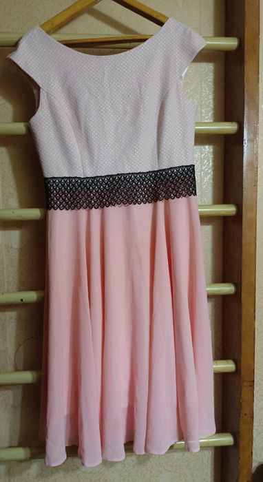 Продам женскую одежду