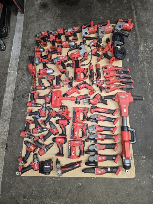 Vand angro milwaukee profesionale