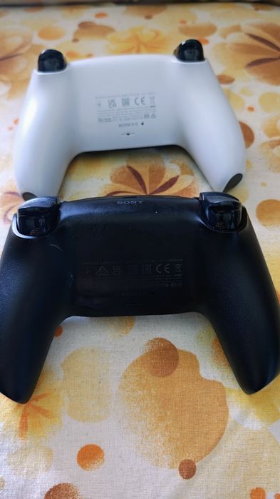 2 бр ps5  контролера