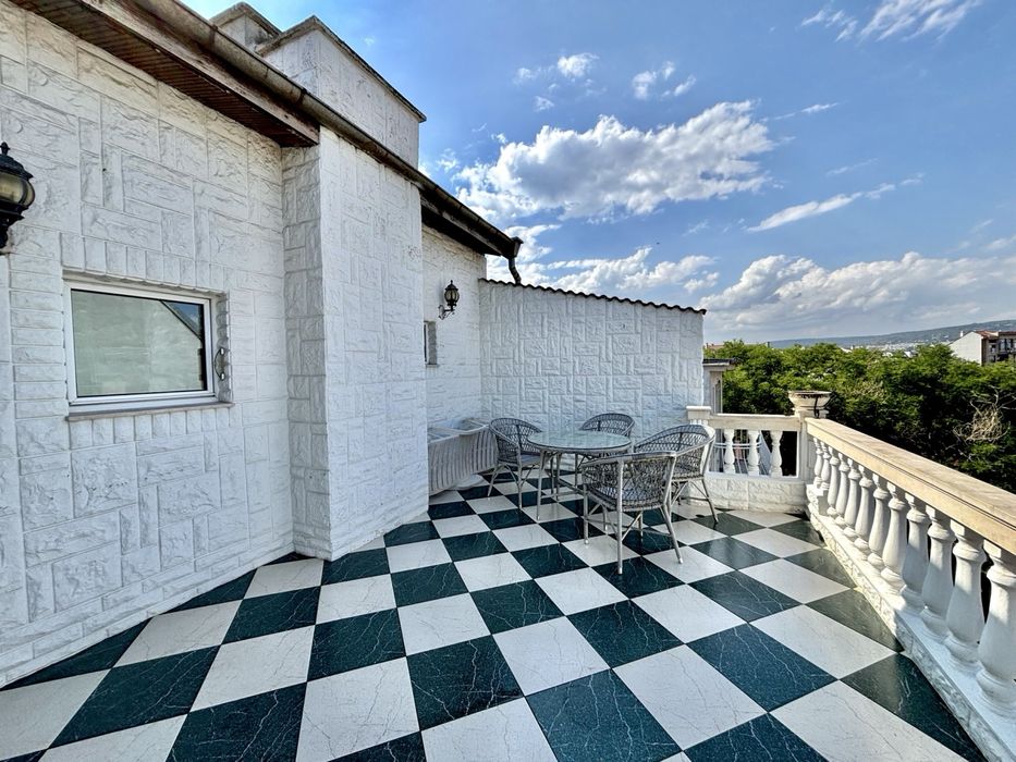 Продава се Тристаен апартамент в Варна, Възраждане 1 - 88 кв.м за 1932 €/кв.м - Снимка #7