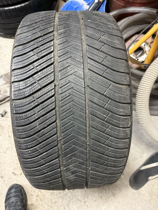 Mishlen alpin 285/35/20