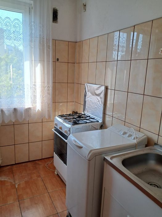Inchiriez apartament 2 camere Gorjului Militari