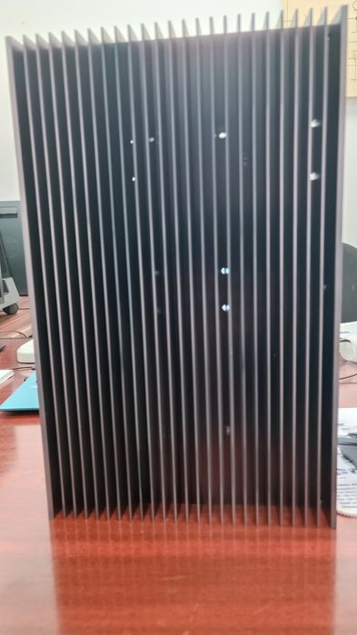 Radiator cu aripioare răcire piese electronice