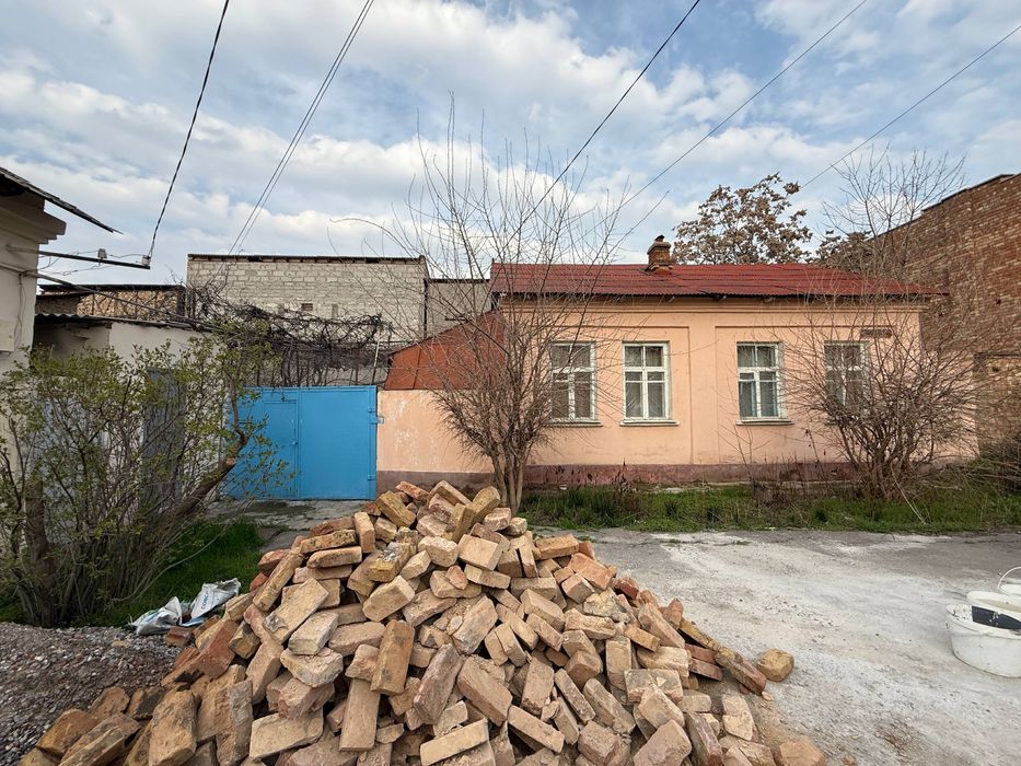 Миробод тумани куддус 1 чи берк 10 чи уй