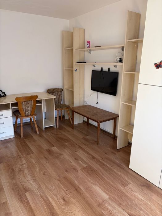 Garsoniera de inchiriat