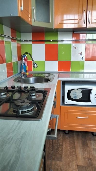 Сдам 2-х ком кв, район детская больница