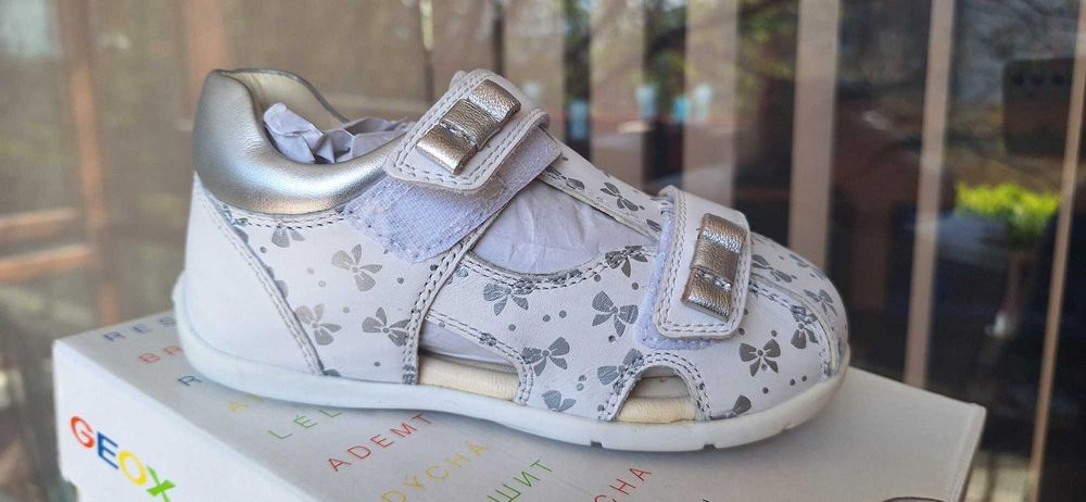 Сандали - чисто нови - Biomecanics и Geox, н. 25