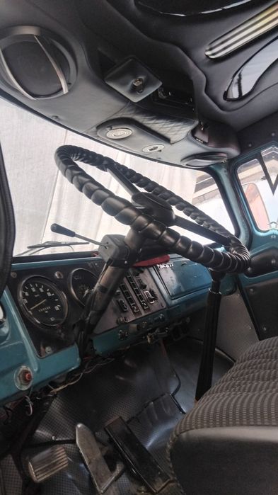 Зил бензовоз сотилади