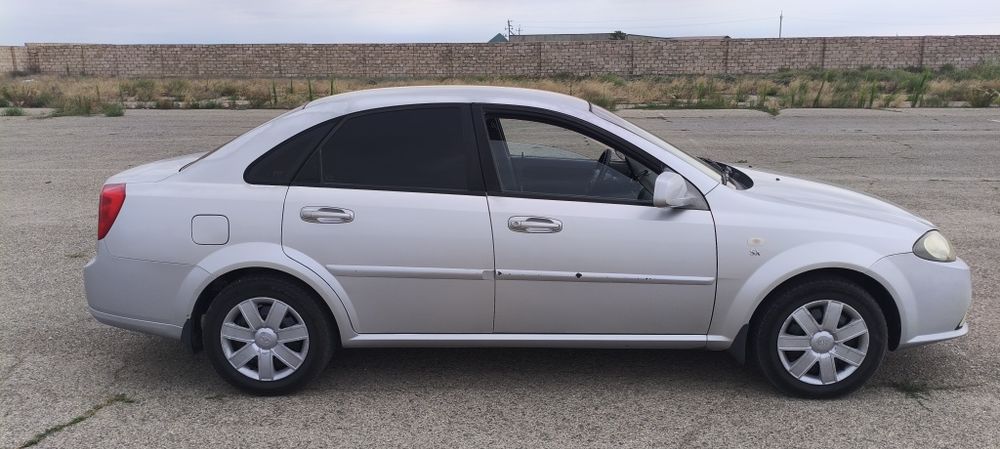 Daewoo Gentra 2014