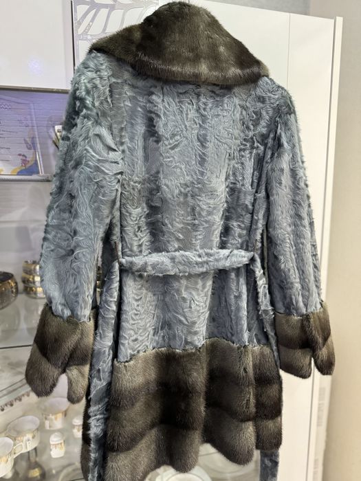 Шуба из каракуля и норки