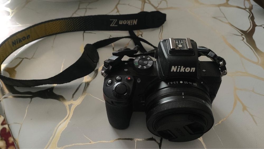 Срочно продам Nikon z 50