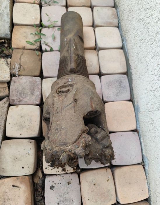 Afacere- Foreza hidraulică , instalație foraj puțuri, fântâni apă 200