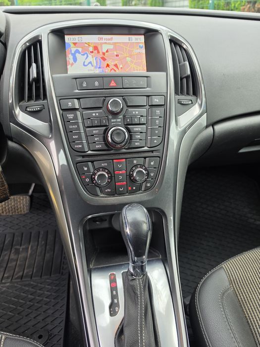 OpeL Astra J An 2012 ~ Euro 5 - Proprietar Cutie  Automata