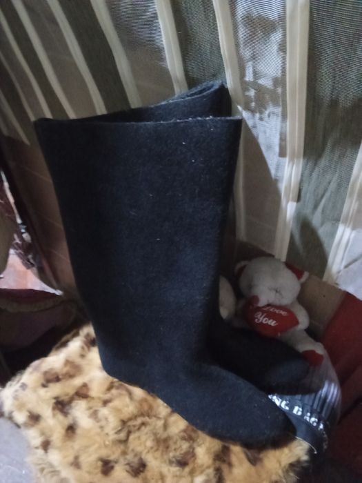 Продам новые Валенки с России новые 41 размер