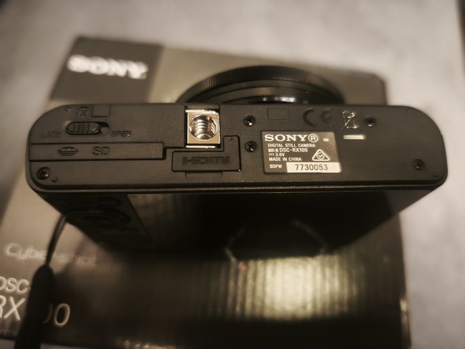 Sony SCR-RX100, 20.2MP