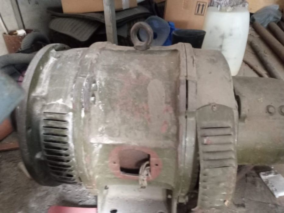 Генератор дгс-81/4 СССР