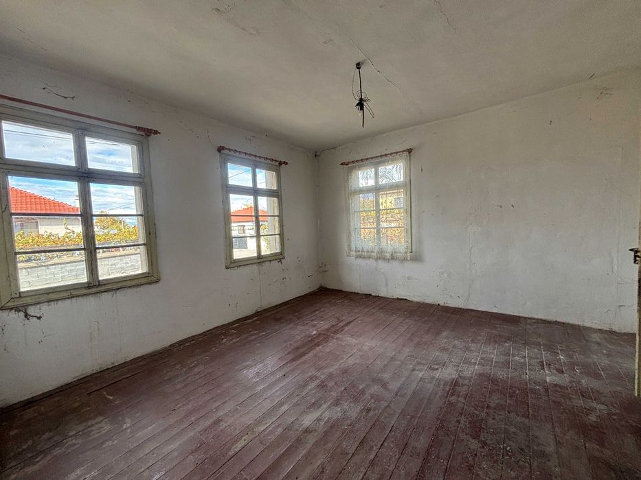 Продава се Къща в с. Горни Домлян, Област Пловдив - 70 кв.м за 858 €/кв.м - Снимка #4