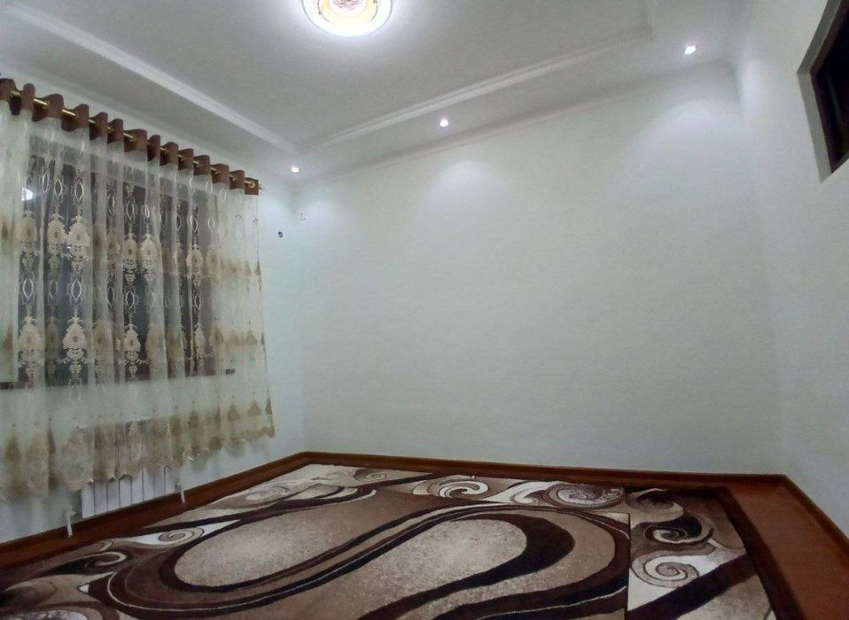 Doʻstlik metrosi yaqinida 2/2/6 50m² bogan uyimiza ijaraga beriladi