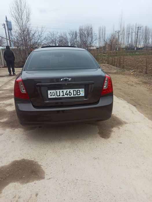 Jentra arenda boshiga 4000$ qogani 24 oyga