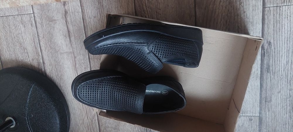 Кожа оригинал саламандр