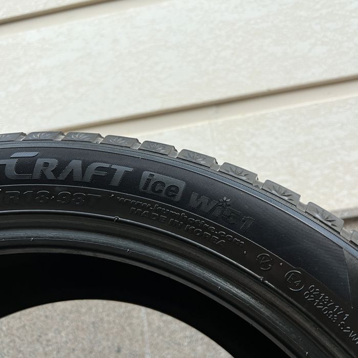 Зимние шины Kumho 235/45/18