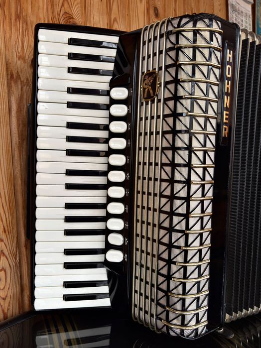 Акордеон Hohner Atlantic Deluxe 4