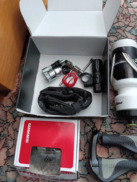 Lot Piese Bicicleta Accesorii Merida / Scott / Trek