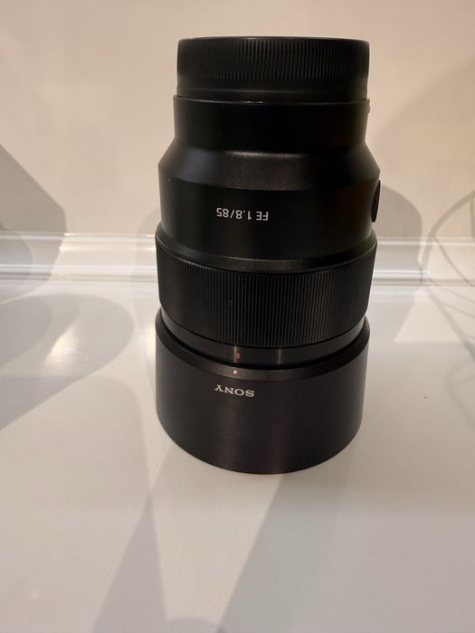 Отличен! Sony 85 f1.8