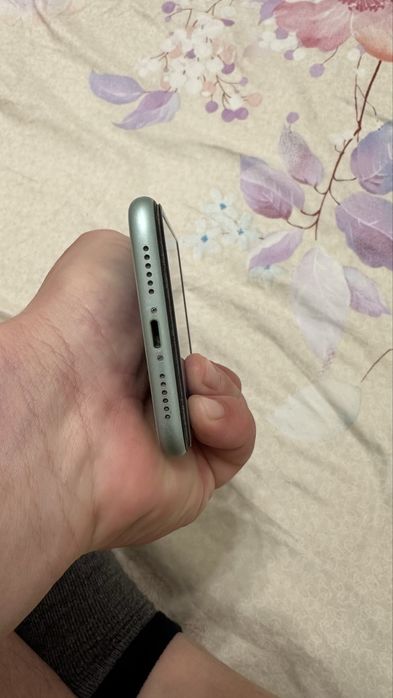 Айфон 11 128г срочно