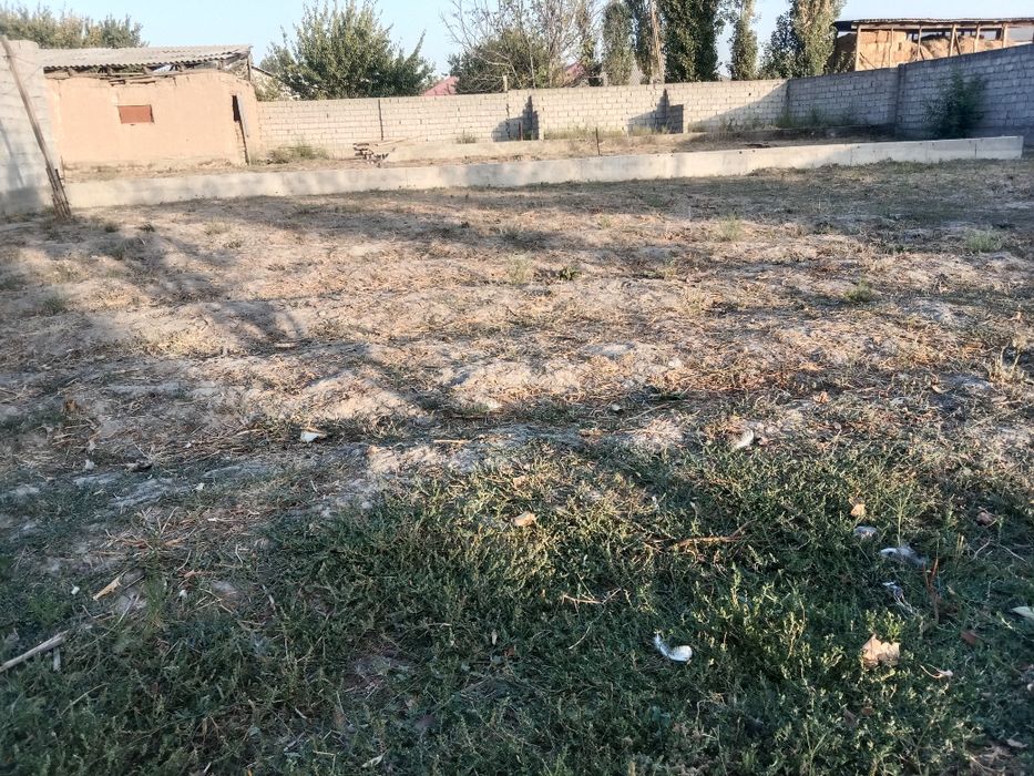 Участок сотилади 8 соток