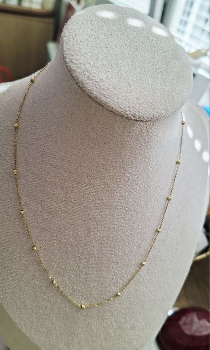 Колие жълто злато с фасетирани диамантирани топчета златен синджир