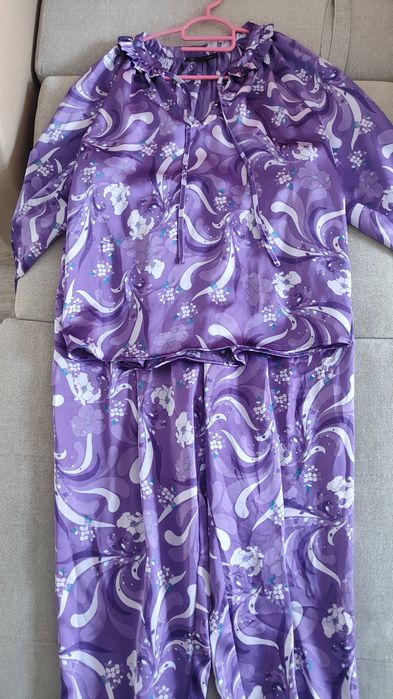 Костюм 48 размера